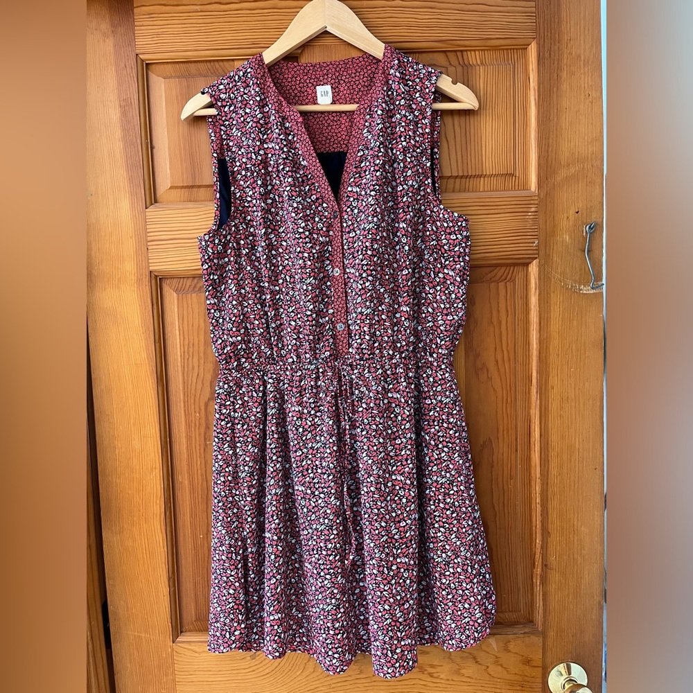Gap medium blue print sleeveless dress